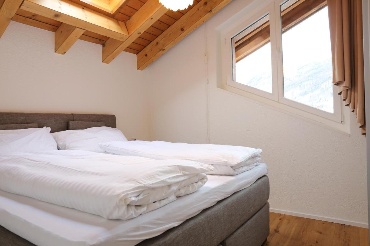 Bolero 4.5 Dachzimmerwohnung Appartement *