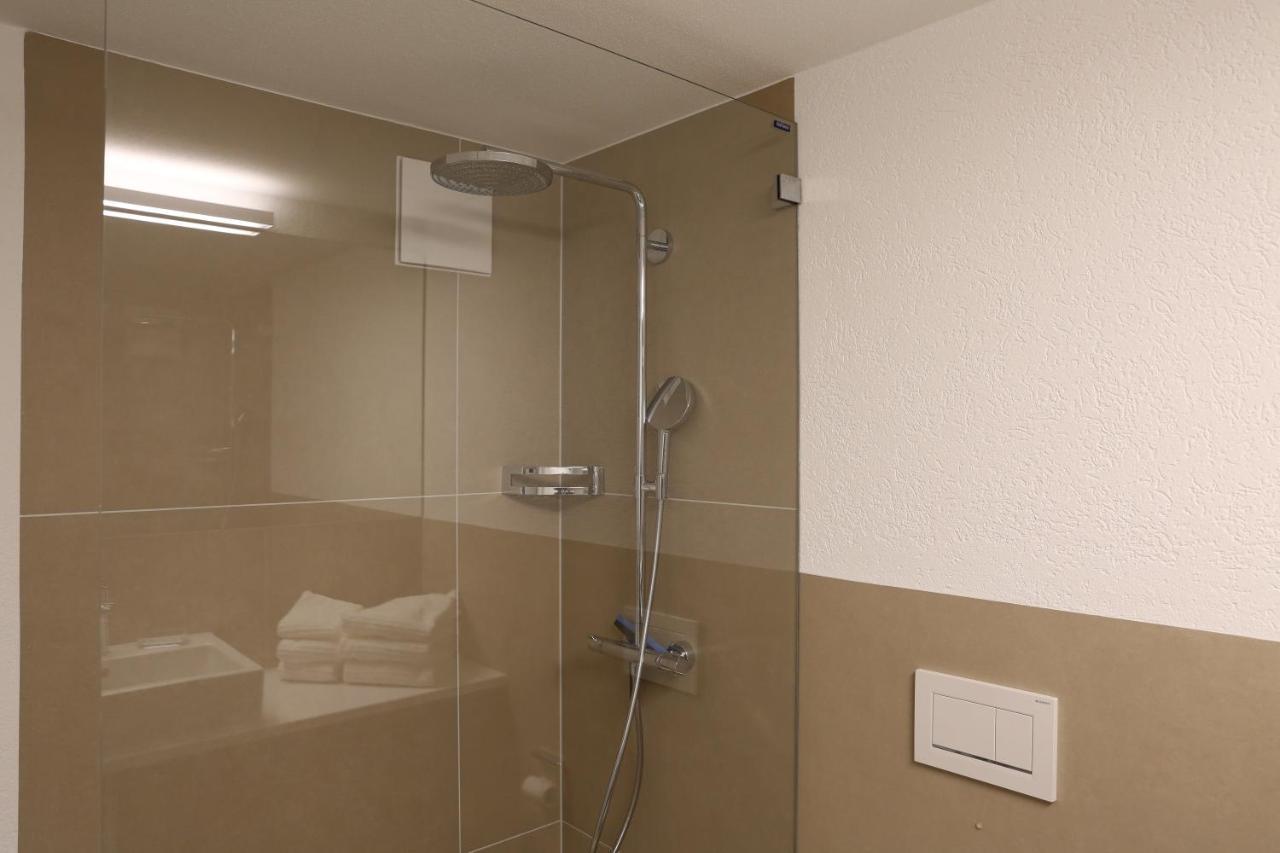 Bolero 4.5 Dachzimmerwohnung Appartement *